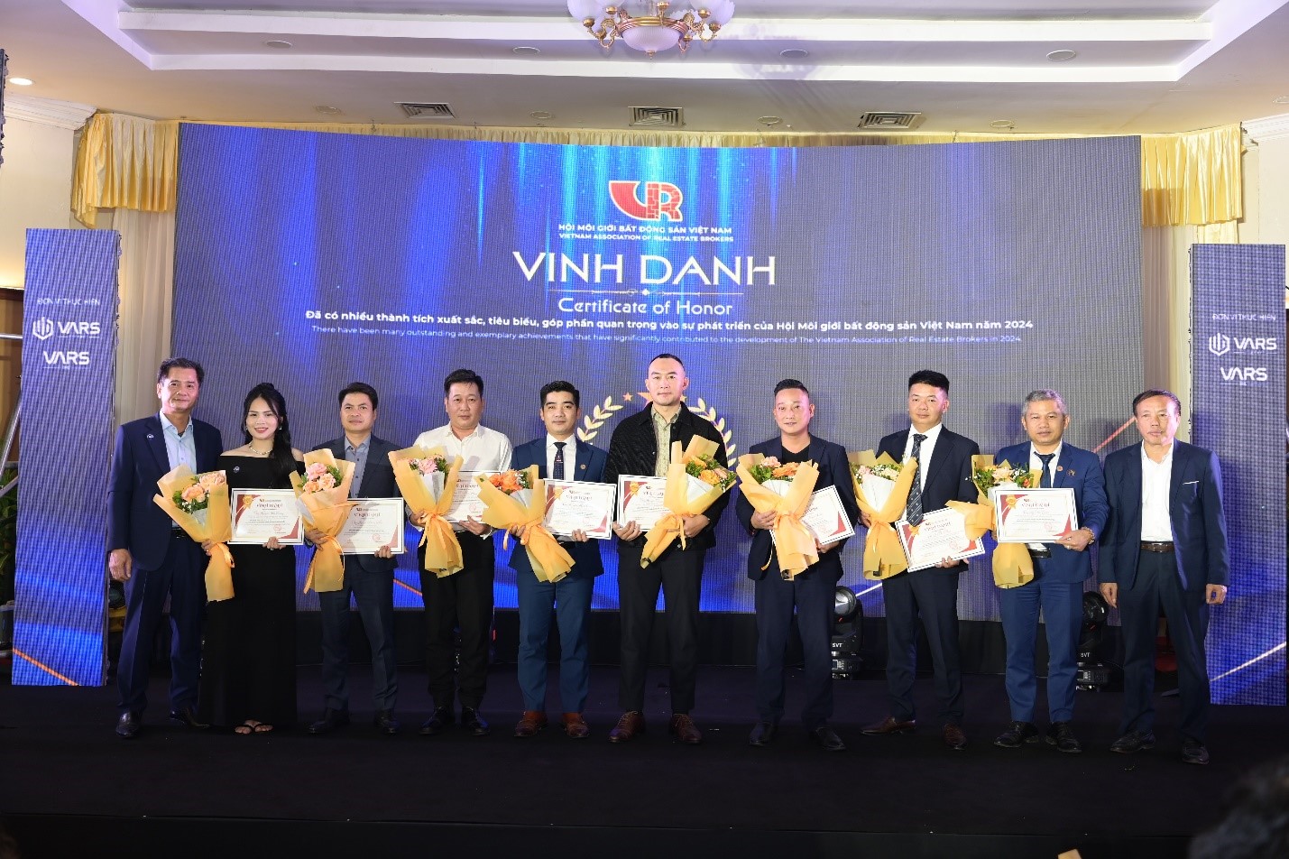 NewstarLand được vinh danh Tổ chức, cá nhân